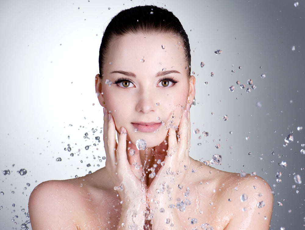 Wann und wie oft sollten Sie Ihr Gesicht waschen? Und mit welchen Produkten genau?